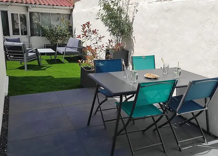 Maison Amienoise Avec Terrasse Et Jardinet